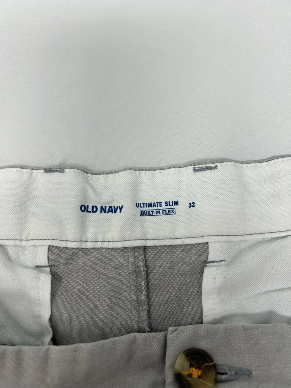 Old Navy Ultimate Slim Built in Flex Gray Shorts Size 32